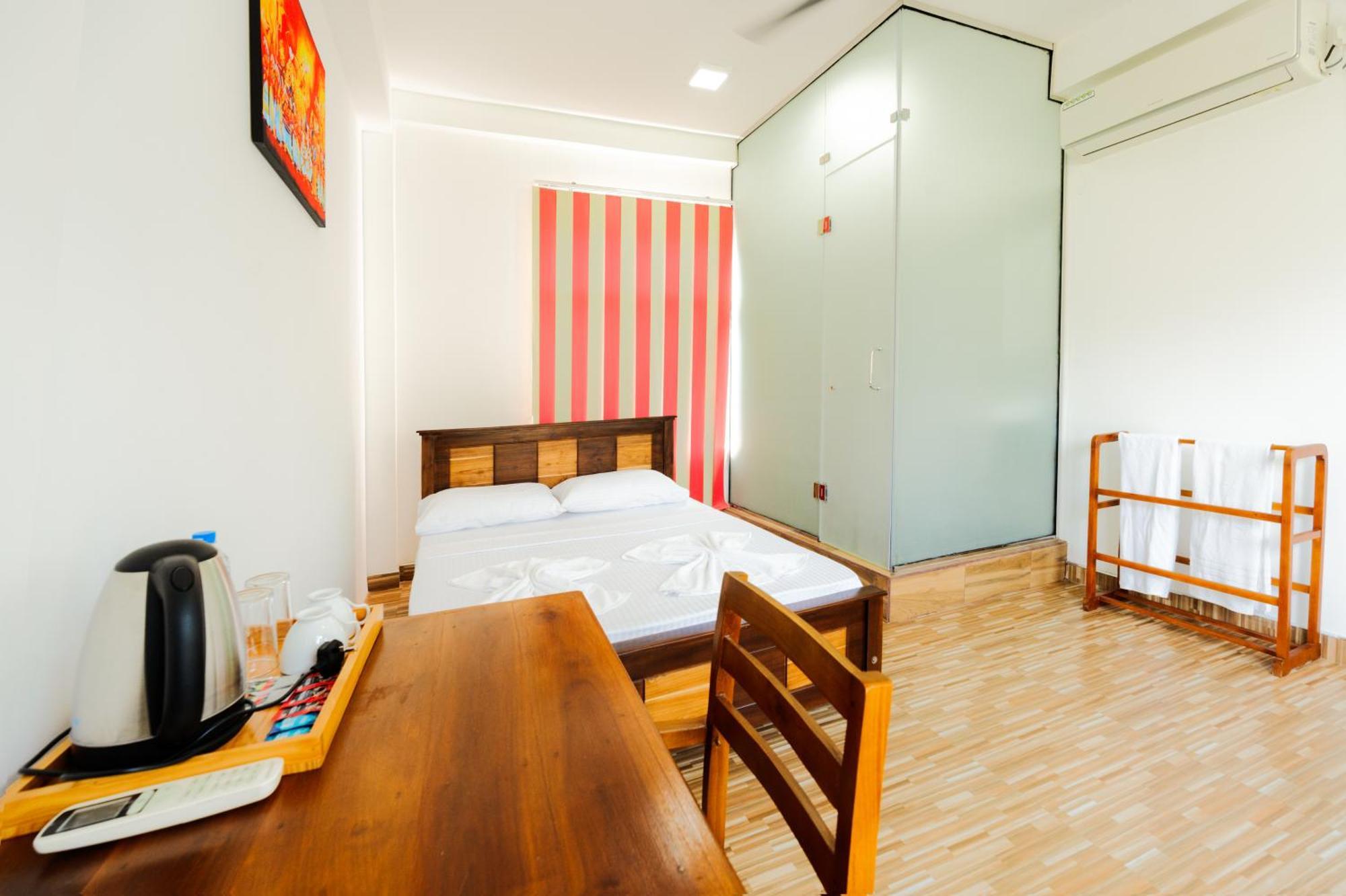 Lagoon Step Airport Transit Hotel Katunayaka Kültér fotó
